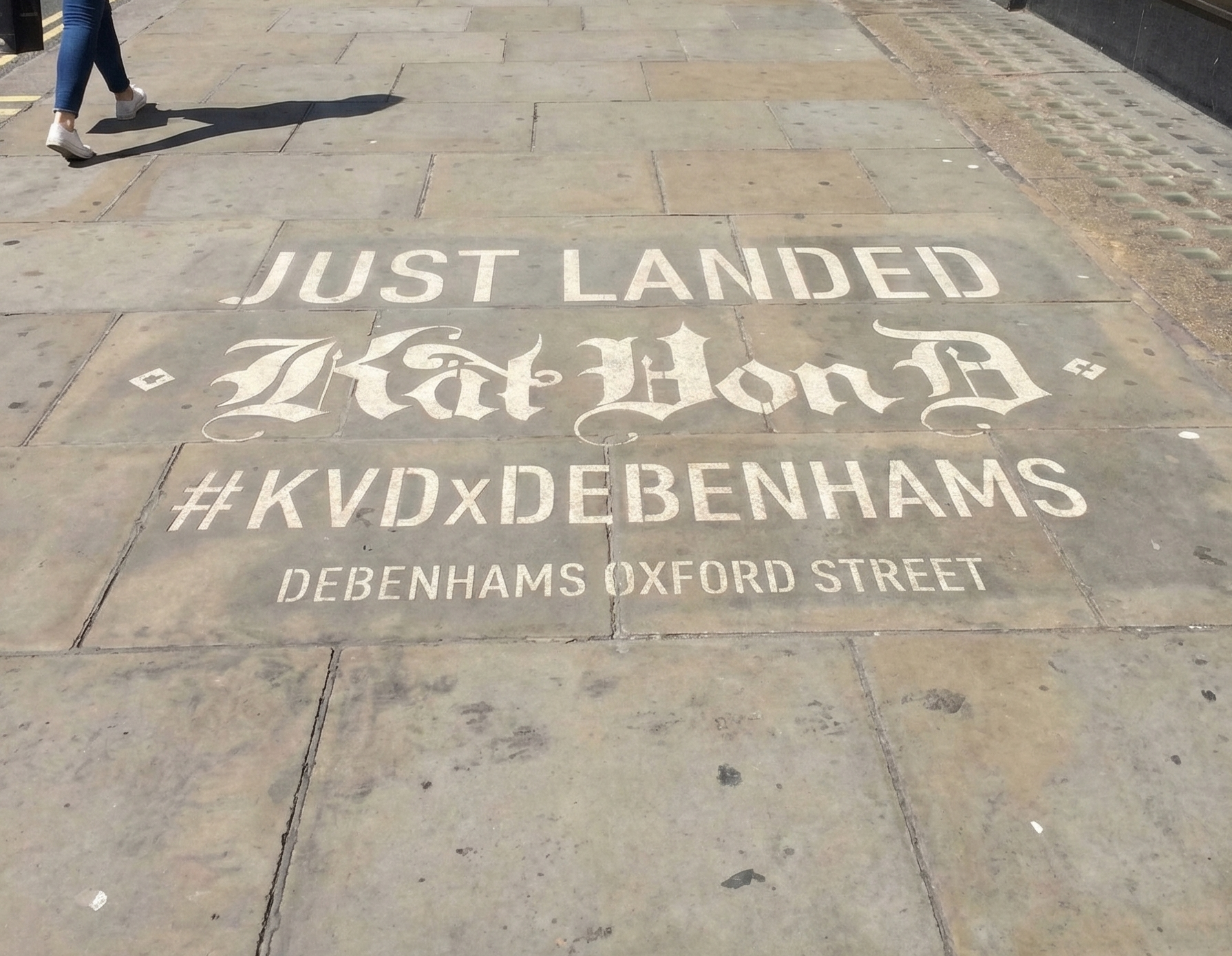 kat von d clean advertising